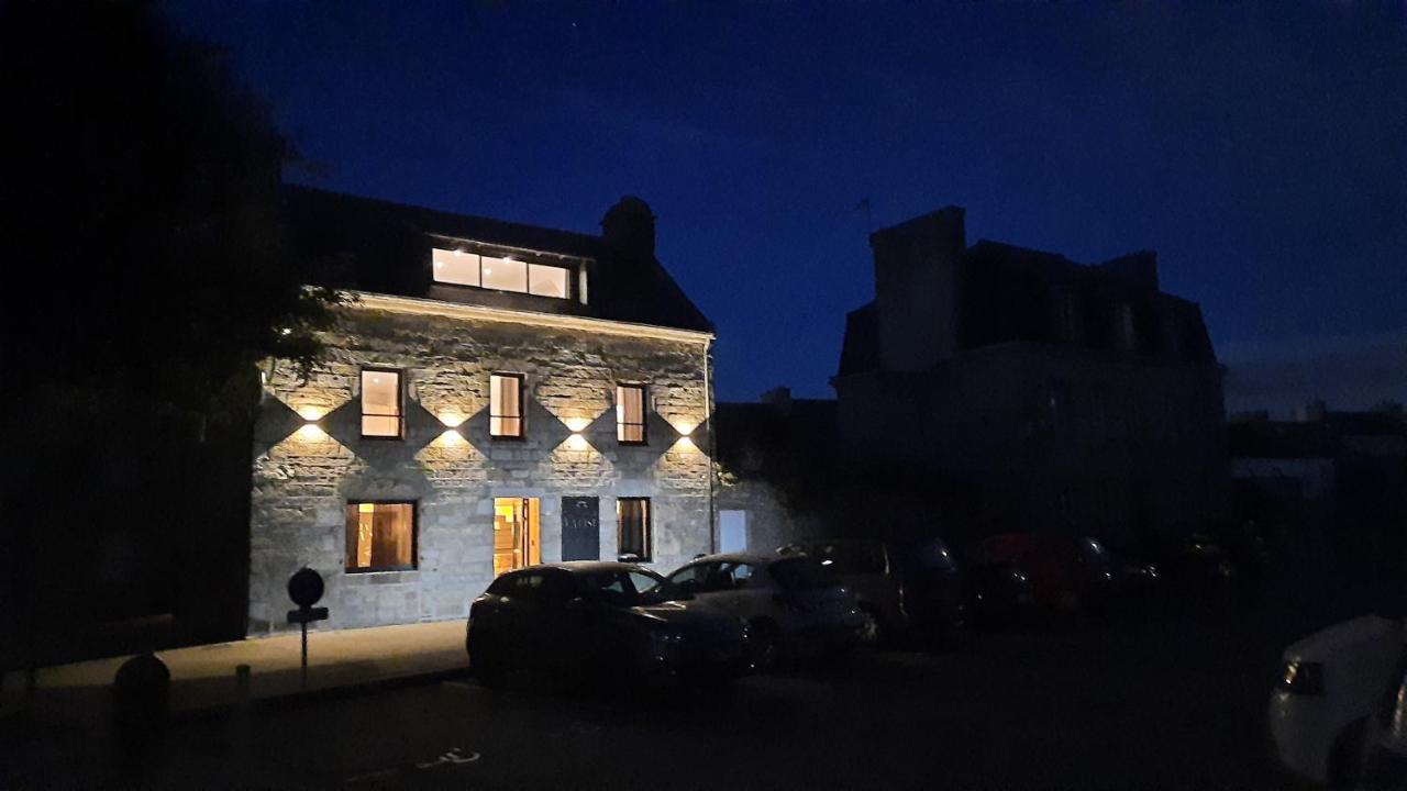 La Petite Valise Hotel Ploudalmézeau Exterior foto